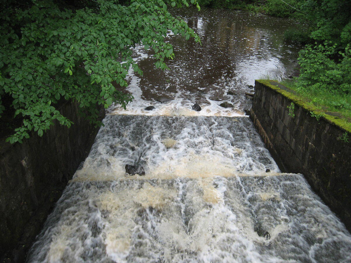 Водопад. 2010 год.